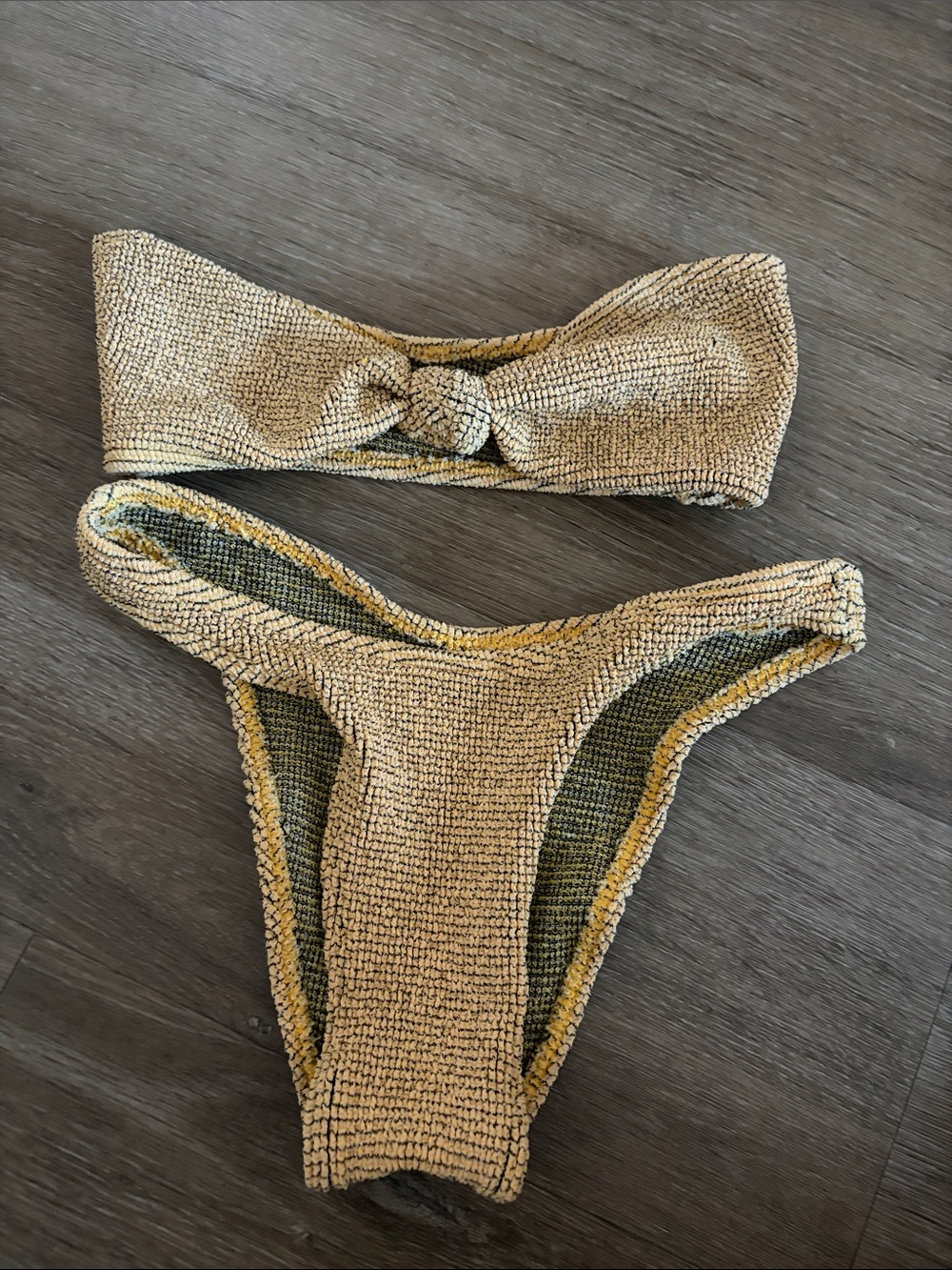 Hunza G Textured Bandeau Bikini with Knot Detail